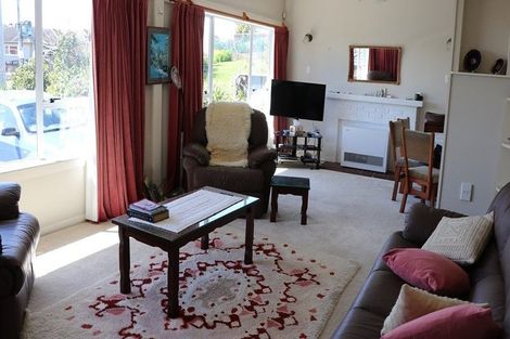 Photo of property in 5 Holden Avenue, Forest Lake, Hamilton, 3200