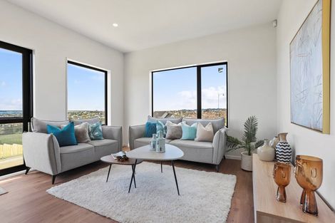 Photo of property in 85b Lake Panorama Drive, Henderson Valley, Auckland, 0614