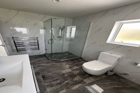 Photo of property in 12 Marae Road, Greenhithe, Auckland, 0632