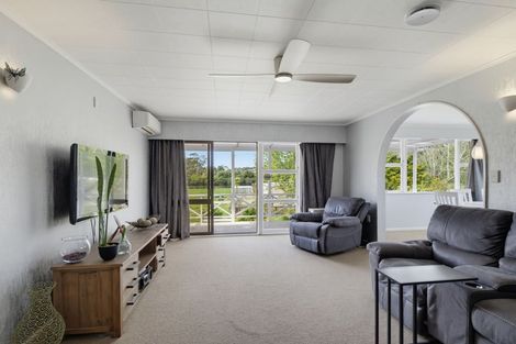 Photo of property in 24 Maungakaramea Road, Puwera, Whangarei, 0178