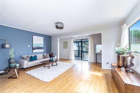 Photo of property in 30 Silverstone Place, Henderson, Auckland, 0612