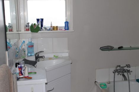 Photo of property in 3/155 Shakespeare Road, Milford, Auckland, 0620