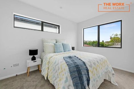 Photo of property in 70b Cargill Street, Papakura, 2110