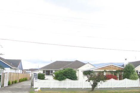 Photo of property in 13 Fraser Crescent, Elderslea, Upper Hutt, 5018