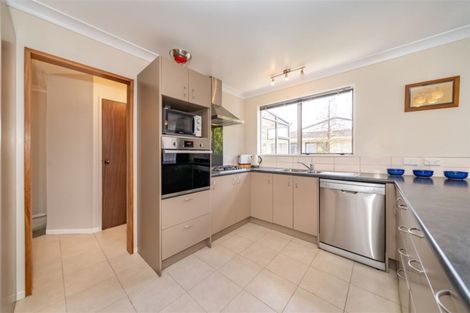 Photo of property in 30 Larchmont Grove, Totara Park, Upper Hutt, 5018