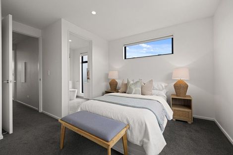 Photo of property in 52a Picton Avenue, Riccarton, Christchurch, 8011