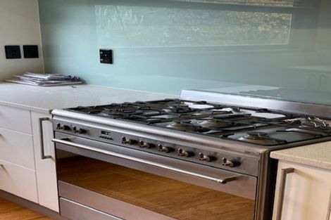 Photo of property in 107 Totara Road, Miramar, Wellington, 6022