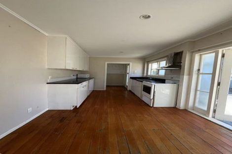 Photo of property in 120 Hillcrest Road, Papatoetoe, Auckland, 2025