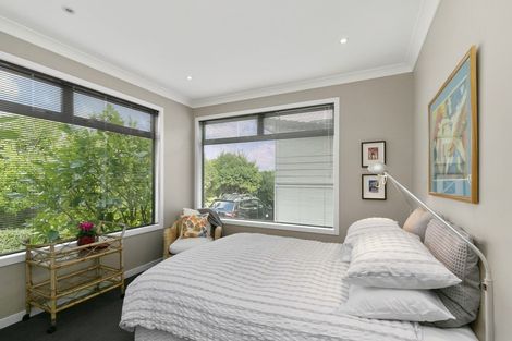 Photo of property in 16 Lakshmi Place, Khandallah, Wellington, 6035