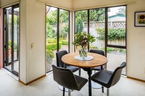 Photo of property in 4/130 Muritai Road, Eastbourne, Lower Hutt, 5013