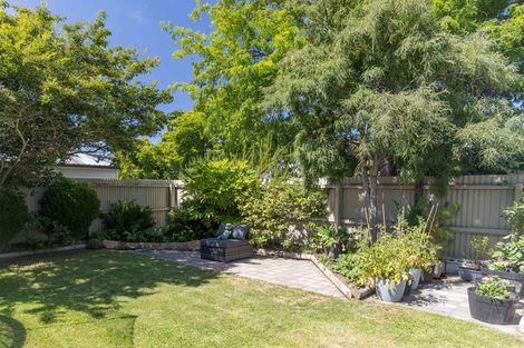 Photo of property in 68a Winters Road, Redwood, Christchurch, 8051