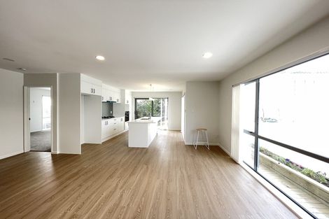 Photo of property in 13b Stott Avenue, Birkdale, Auckland, 0626