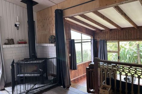 Photo of property in 48 Oxford Road, Lake Rotoma, Rotorua, 3074