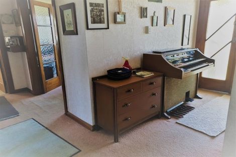 Photo of property in 11 Trafalgar Street, Dannevirke, 4930