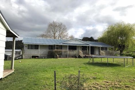 Photo of property in 690 Haruru Road, Kaukapakapa, 0873