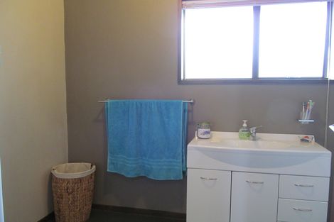 Photo of property in 145 Tarbert Street, Alexandra, 9320