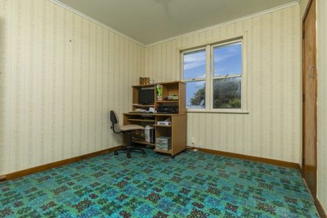 Photo of property in 11 Roband Avenue, Glenfield, Auckland, 0629