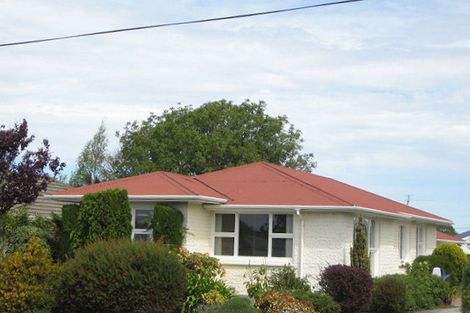 Photo of property in 32 Daniels Road, Redwood, Christchurch, 8051