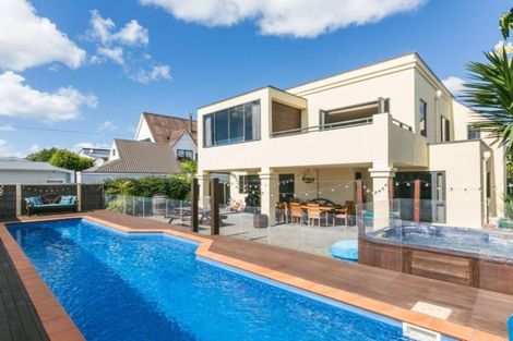 Photo of property in 15 Charles Street, Westshore, Napier, 4110