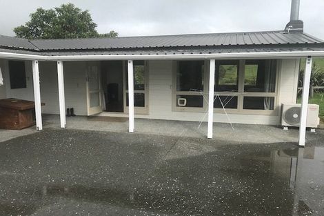 Photo of property in 569 Shoemaker Road, Waipu, 0582