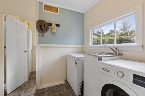 Photo of property in 175 Huatoki Street, Upper Vogeltown, New Plymouth, 4310