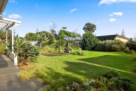 Photo of property in 19 Mahoe Street, Otaki Beach, Otaki, 5512