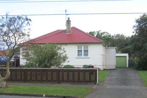 Photo of property in 50 Molesworth Street, Taita, Lower Hutt, 5011