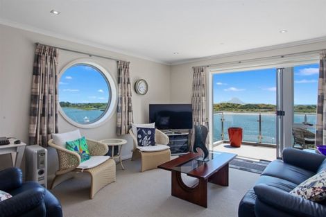 Photo of property in White Isle Apartments, 13/23 Quay Street, Whakatane, 3120