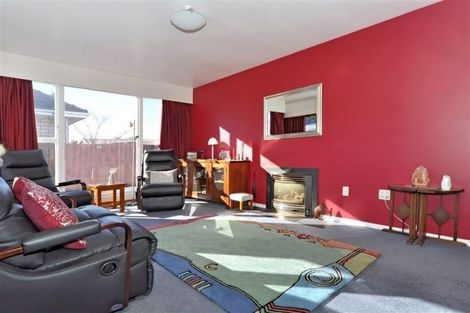 Photo of property in 10 Cotswold Avenue, Bishopdale, Christchurch, 8053