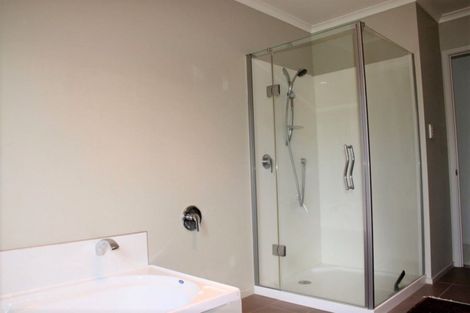 Photo of property in 9 Ohuka Place, Whitianga, 3510