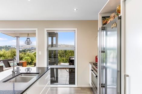 Photo of property in 50 Endeavour Drive, Whitby, Porirua, 5024