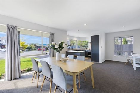 Photo of property in 9 Parkwood Place, Parklands, Christchurch, 8083