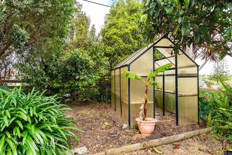 Photo of property in 109 Hurndall Street East, Maungaturoto, 0520
