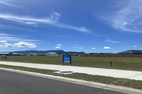 Photo of property in 59 Kitemaunga Avenue, One Tree Point, 0118