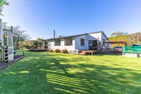 Photo of property in 335 Egerton Road, Winton, 9782