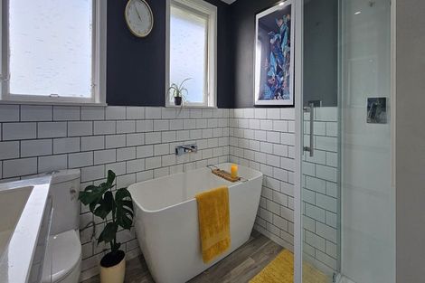 Photo of property in 11 Mcdonald Street, Brockville, Dunedin, 9011