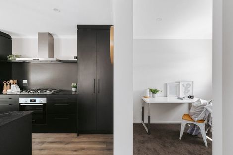 Photo of property in 35 Pakanga Grove, Pyes Pa, Tauranga, 3112