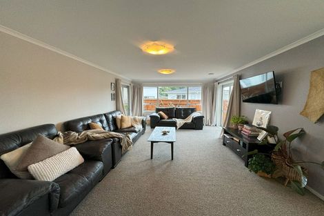 Photo of property in 5 Humphries Place, Awapuni, Palmerston North, 4412