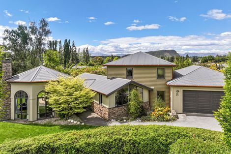 Photo of property in 8 Stonebridge Close, Wanaka, 9305