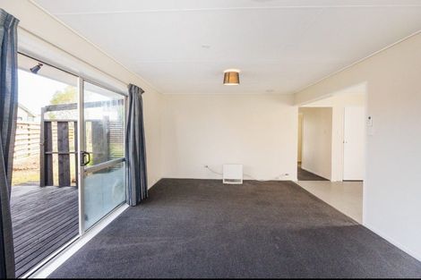 Photo of property in 41 Acacia Street, Kelvin Grove, Palmerston North, 4414