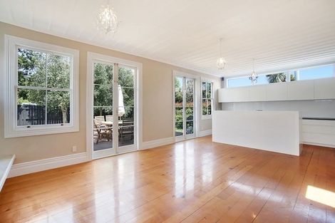 Photo of property in 6 Wellpark Avenue, Grey Lynn, Auckland, 1021