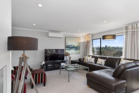 Photo of property in 7a Ridgemount Terrace, Welcome Bay, Tauranga, 3112