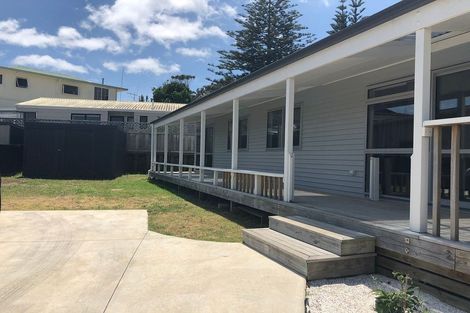 Photo of property in 1321b Papamoa Beach Road, Papamoa Beach, Papamoa, 3118