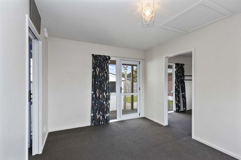 Photo of property in 8 Boston Avenue, Hornby, Christchurch, 8042