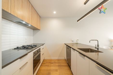 Photo of property in 1b Wai-iti Crescent, Woburn, Lower Hutt, 5010