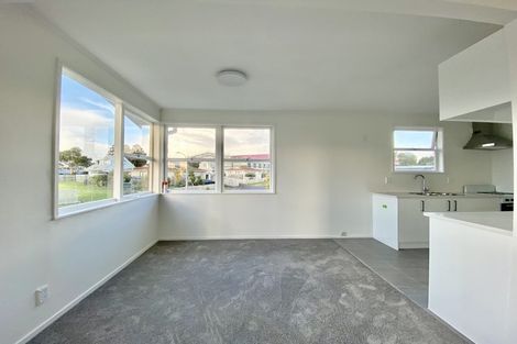 Photo of property in 32 Cape Road, Mangere, Auckland, 2022
