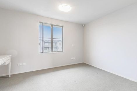 Photo of property in 39 Kirikiri Lane, East Tamaki, Auckland, 2013