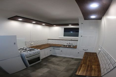 Photo of property in 127 Saint Aubyn Street, New Plymouth, 4310