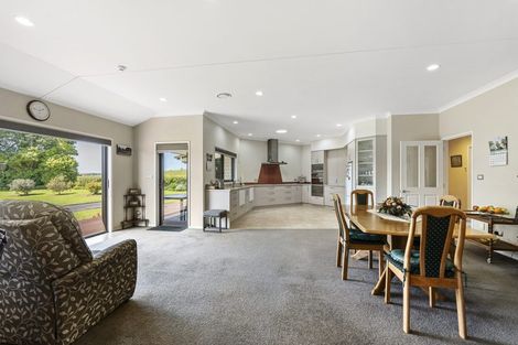 Photo of property in 869 Carrington Road, Hurworth, New Plymouth, 4371
