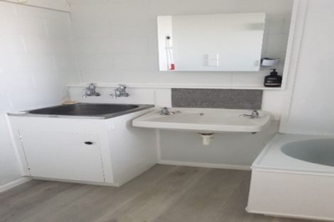 Photo of property in 46 Awamutu Grove, Waiwhetu, Lower Hutt, 5010